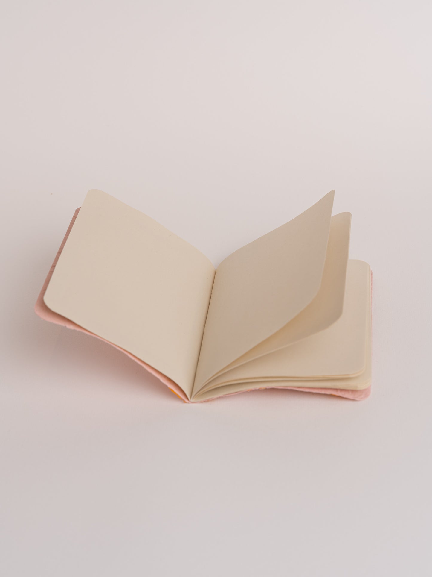 DRY FLOWERS NOTEBOOK