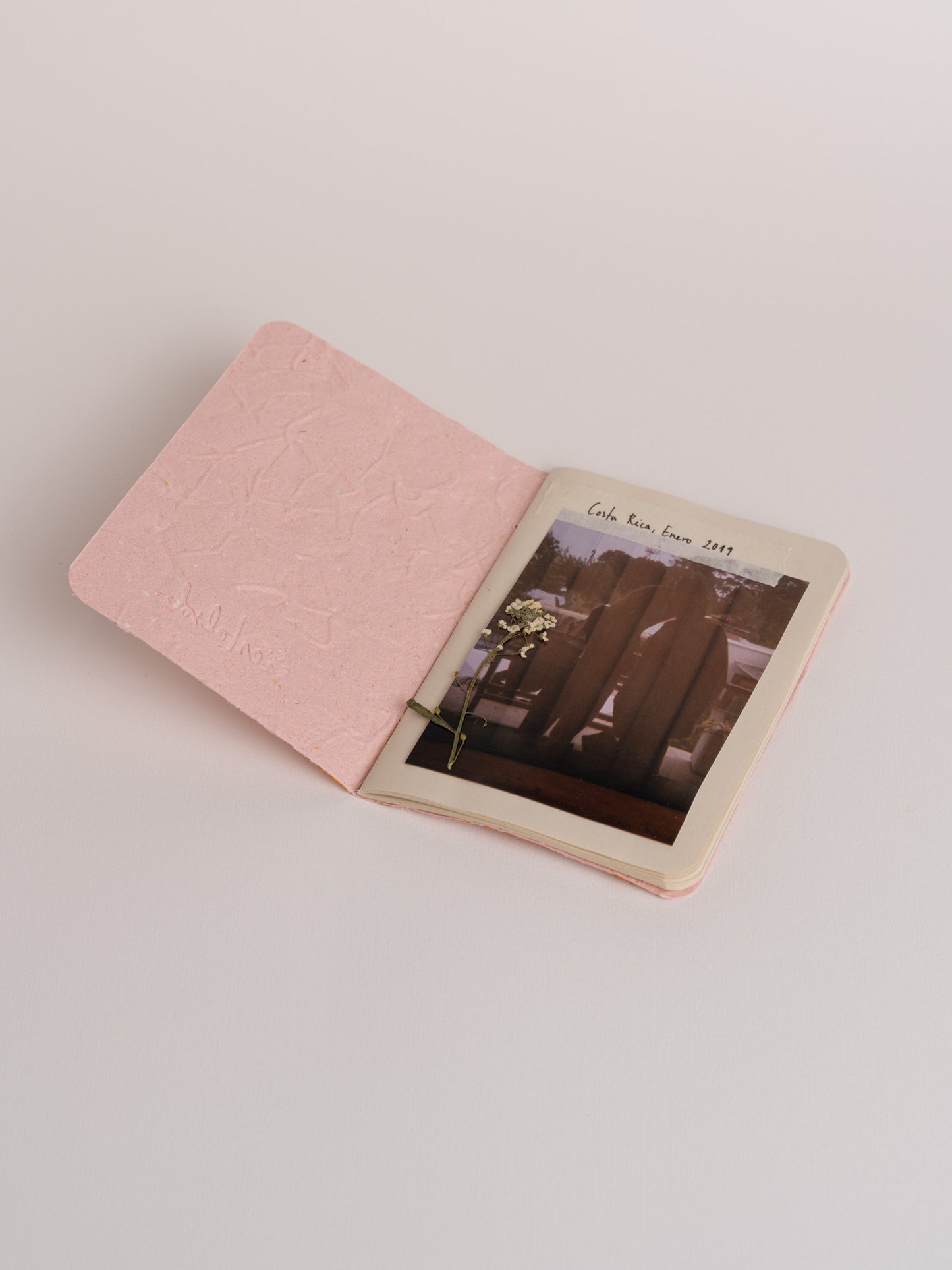 DRY FLOWERS NOTEBOOK